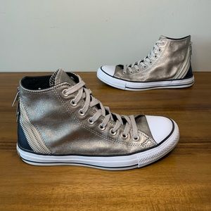 Converse Chuck Taylor Metallic Tri-Zip Sneaker W9